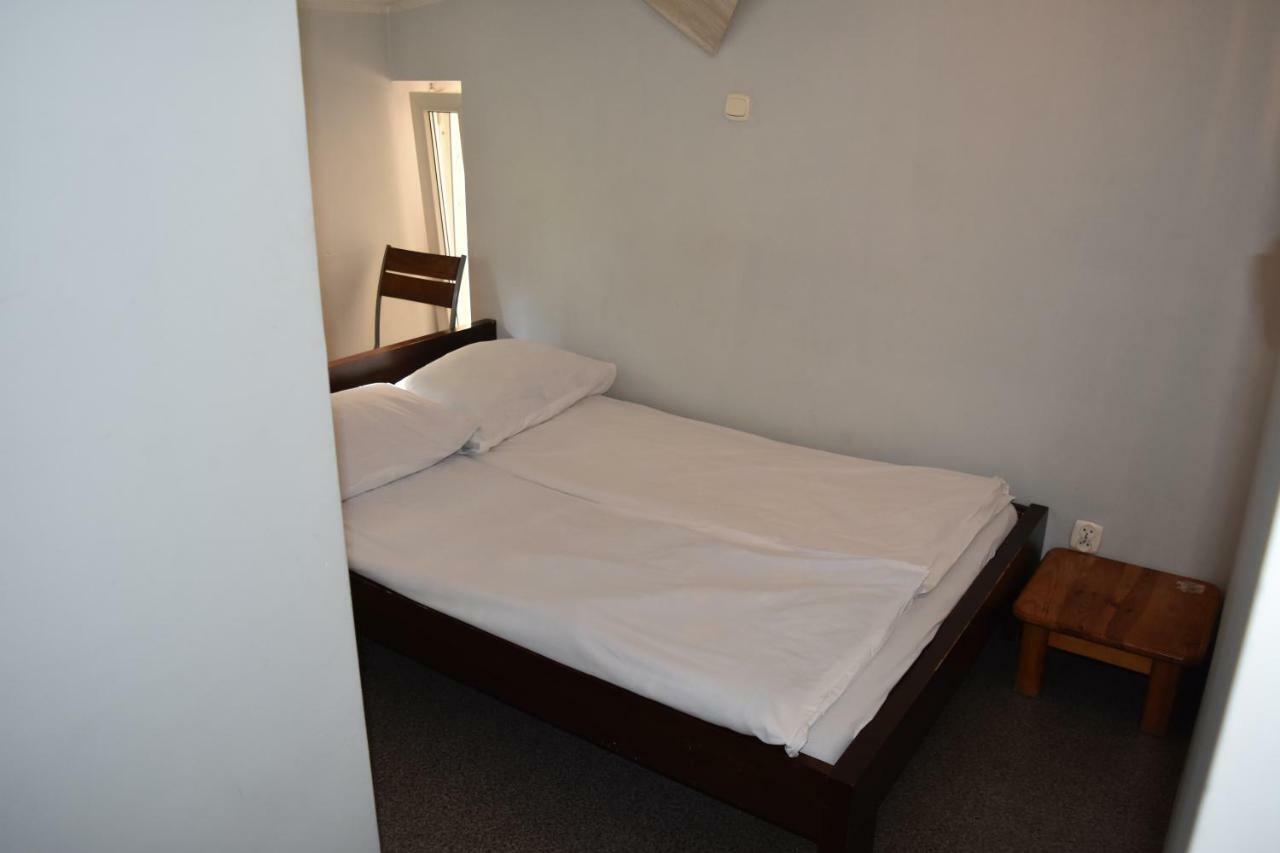 Baltic Hostel Gdansk Ngoại thất bức ảnh
